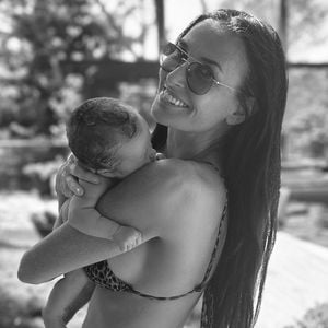 Demi Moore strahlt auf Pic mit ihrer Enkeltochter Louetta!