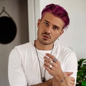 Lila Schopf: "Love Island"-Dennis wagt haariges Umstyling
