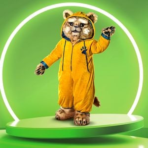 Überraschung: Sie steckt unter "The Masked Singer"-Babylöwe!