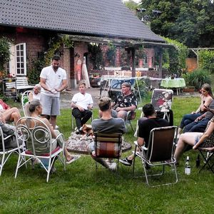 Wie war die erste Sommerhaus-Folge? – Fans sind sich uneinig