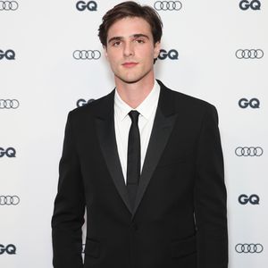 Hat Jacob Elordi "Kissing Booth 2" noch gar nicht geguckt?
