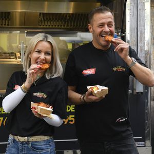 Nach Brand: Willi Herrens (†) Foodtruck wird neu aufgebaut