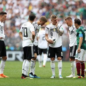 "Kannst stolz sein": DFB-Star Draxler stärkt Özil den Rücken