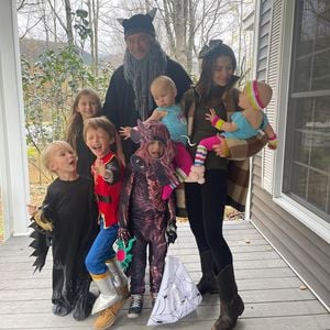 Nach tödlichem Setunglück: So feierte Alec Baldwin Halloween