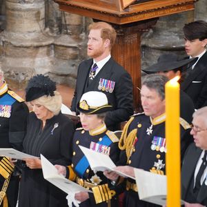 Wurde Herzogin Meghan beim Begräbnis der Queen gedemütigt?