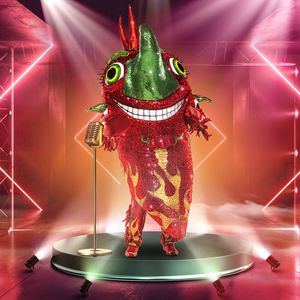 "The Masked Singer"-Überraschung: Dieser Promi ist die Chili