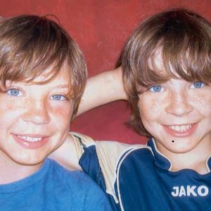 Mit Sommersprossen: So sahen Die Lochis als Kinder aus!