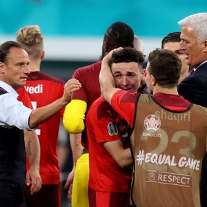 EM-Aus gegen Spanien: Schweizer Kicker in Tränen aufgelöst