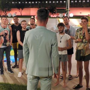 Nach Fremdkuscheln: Zwei "Prince Charming"-Boys fliegen raus