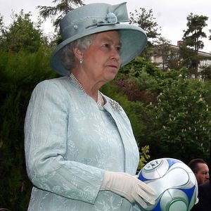 Tod von Queen Elizabeth II.: Premier League sagt Spieltag ab
