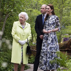 "Vermissen dich": Auch William und Kate erinnern an Queen!