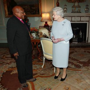 Die britischen Royals trauern um Erzbischof Desmond Tutu (†)