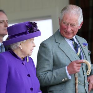 So gratuliert Prinz Charles der Queen zum 94. Geburtstag