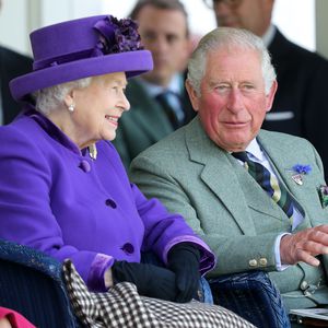 Mit Kinder-Foto: Die Queen gratuliert Prinz Charles zum 72.