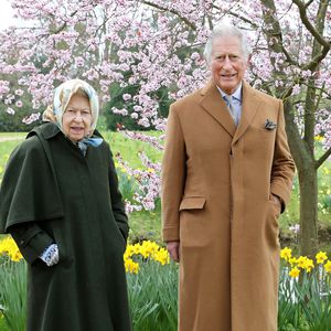 Neue Sorgen? Prinz Charles springt bei Termin für Queen ein