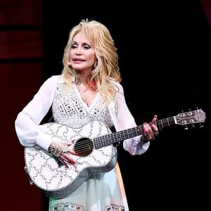 Dolly Parton wollte nach Carls Tod nur noch zu Hause sein