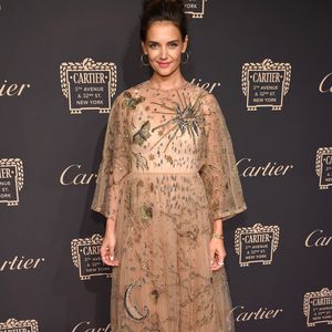Merkwürdige neue Frisur: Ist das eine Perücke, Katie Holmes?