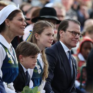 Schwedische Royal-Kids überraschen Ehrengarde an Feiertagen
