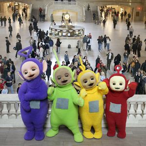 Er war Teletubby Tinky-Winky: Simon Shelton Barnes (52) tot!