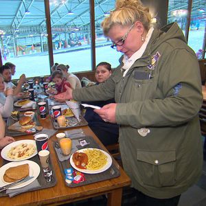Sportlicher Familien-Trip: Die Wollnys fahren Ski in Holland