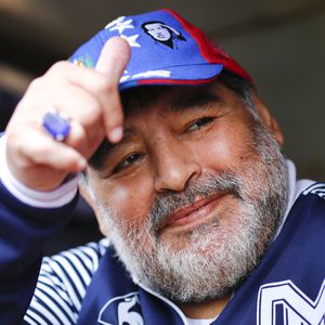 Sein Tod wirft Fragen auf: Fans demonstrieren für Maradona