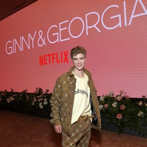 "Ginny & Georgia"-Fans finden Austin-Darsteller (14) zu alt