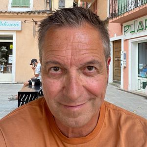 Drama um Femizidgag: Dieter Nuhr meldet sich im Netz zu Wort