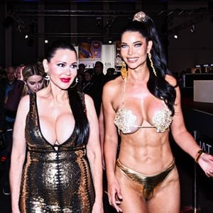 Erotikmodels verraten: Das geht wirklich auf Venus-Messe ab