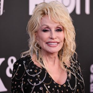 58 Jahre verheiratet: Dolly Parton verrät ihr Ehegeheimnis