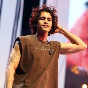 Neue Liebe? "Euphoria"-Star Dominic Fike knutscht öffentlich