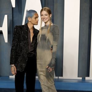 Bestätigt! "Euphoria"-Star Dominic Fike datet Co-Star Hunter