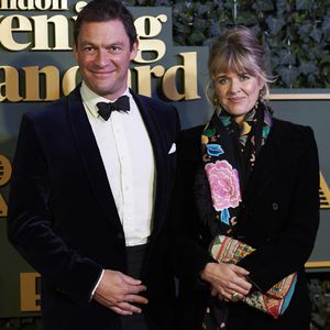 Frau von Fremdknutscher Dominic West flieht zu ihren Eltern