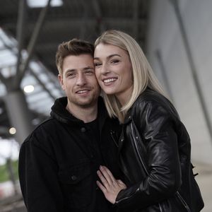 AWZ-Star Dominik Flade zieht mit seiner Freundin zusammen