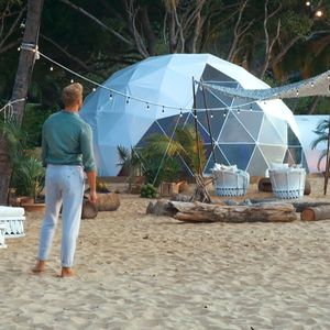 Der Bachelor als Nachbar: Wie finden die Girls die Neuerung?