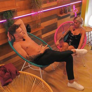 "Zu prüde": Bei "Love Island"-Dominik und Heike kriselt es