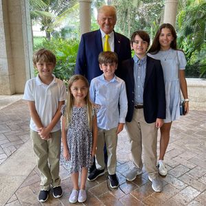Seltenes Pic: Hier posiert Donald Trump mit seinen Enkelkids