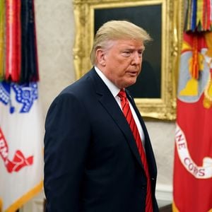 Andeutung: Wird Donald Trump Ghislaine Maxwell begnadigen?