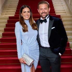 Seltener Anblick! Klaas Heufer-Umlauf posiert mit Partnerin