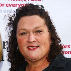 "Glee"-Star Dot Jones unterzog sich Notfall-OP am Herzen!