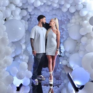 Ist das ihr Freund? Alisha Lehmann postet Bild mit Fußballer