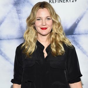 Mama Drew Barrymore fühlt sich wie ein Känguru