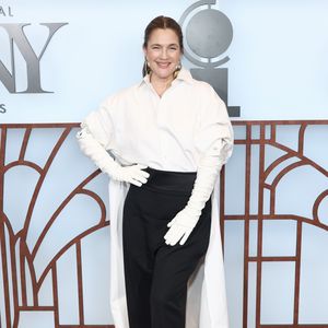 Drew Barrymore bricht bei Abstinenz-Geständnis zusammen