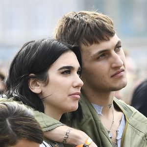 Wohnen Dua Lipa und Anwar nach zwei Monaten schon zusammen?