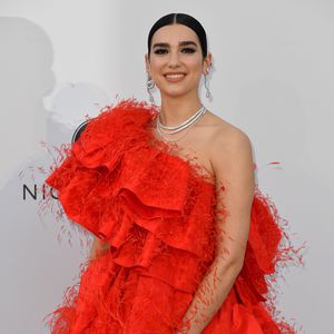 Nach Fremdgeh-Vorwurf: Dua Lipa und Freund knutschen in NY