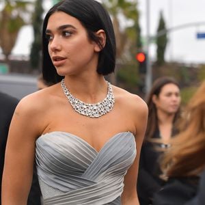 Super-Beauty Dua Lipa: So tickt die Brit Awards-Abräumerin
