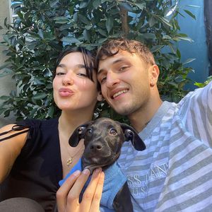 Tierischer Nachwuchs bei Dua Lipa und Freund Anwar Hadid!