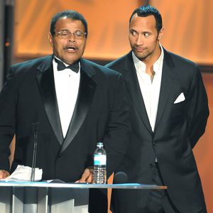 "The Rock" offenbart: Sein Vater starb an einem Herzinfarkt