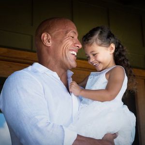 So süß gratuliert The Rock seiner Tochter zum Geburtstag