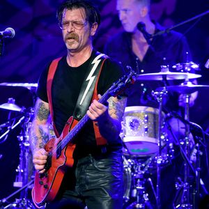 1. Tweet nach Terror: Eagles of Death Metal trauern um Opfer