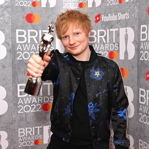 Gute Gage? So viel Gehalt zahlt Ed Sheeran sich selbst!